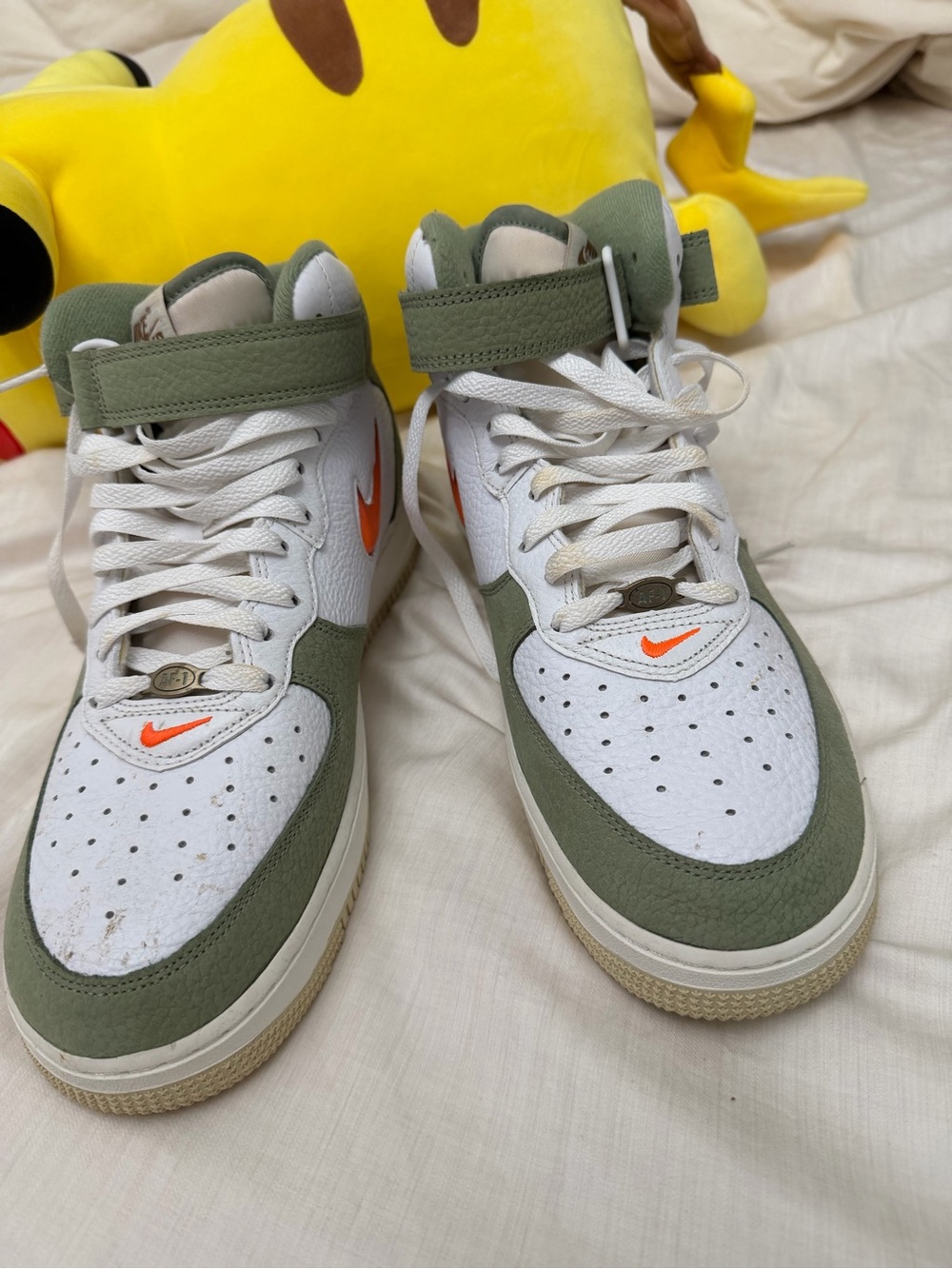 Brand New Nike Air Forcé Mid